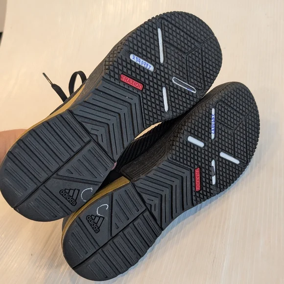 ADIDAS CrazyPower TR Training Shoes Black and Gold Sneakers Size